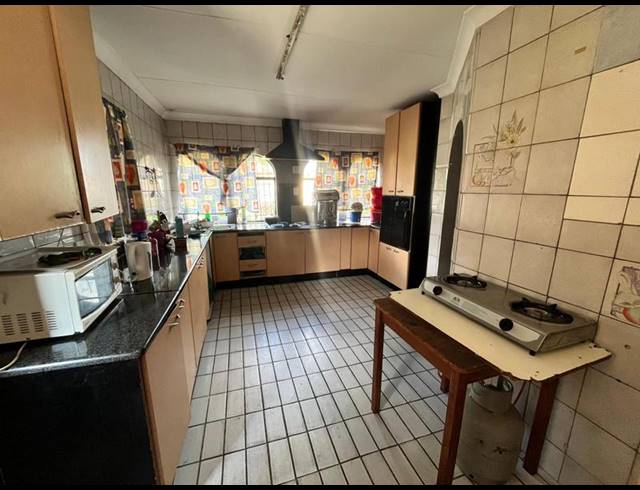 2 BEDROOM HOUSE FOR SALE IN GEDULD